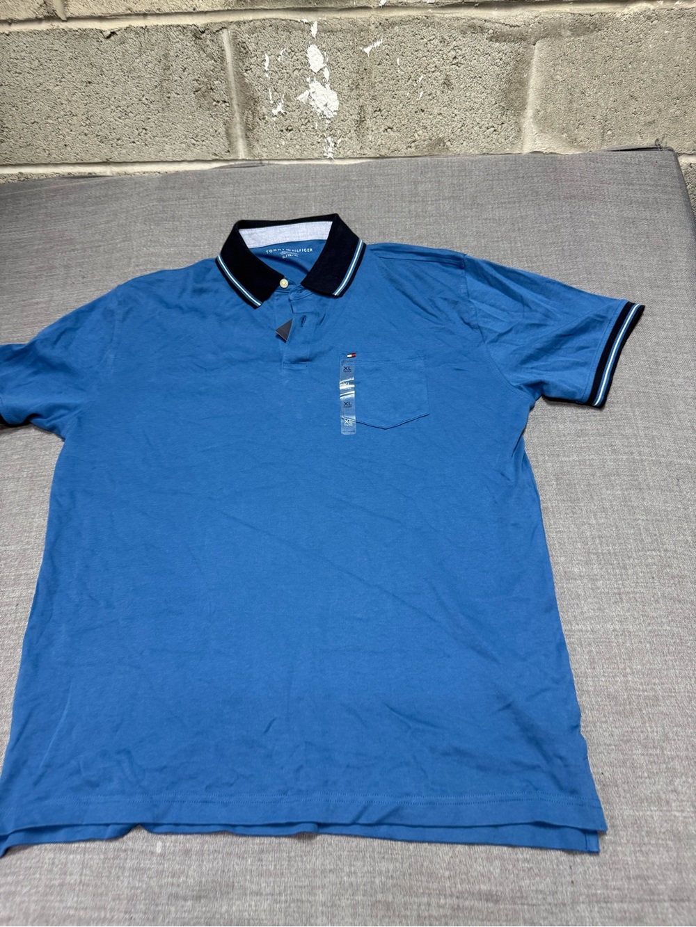 Tommy Hilfiger Men’s Blue Polo Shirt with Contrast Collar